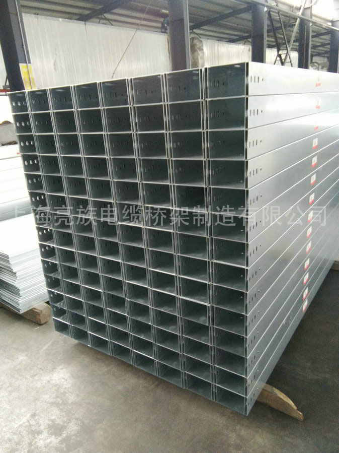 在驗(yàn)收熱浸鋅橋架過程中，如何判斷？